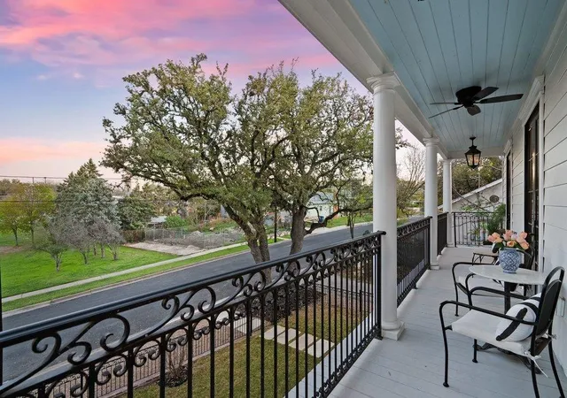 Photo 4 of Single family home for sale at 1804 S 6th Street, Austin, TX 78704 | MLS# 9487881 | Listing updated on 2026-09-11