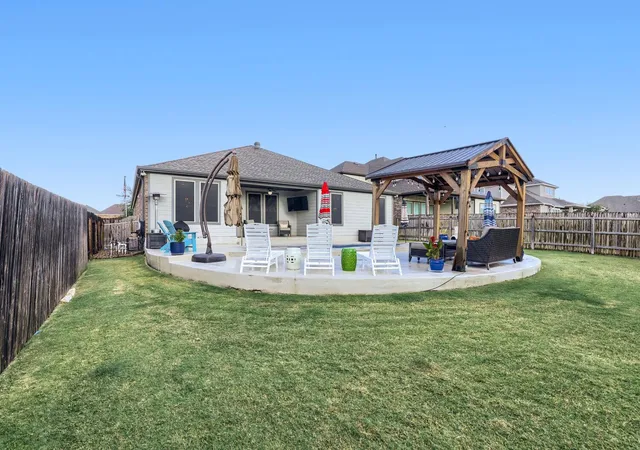 Photo 4 of Single family home for sale at 6608 Casiano Cv, Round Rock, TX 78665 | MLS# 7608003 | Listing updated on 2026-10-08