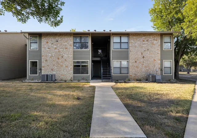 Photo 2 of Condo for sale at 1500 Northwest Blvd #418, Georgetown, TX 78628 | MLS# 6864638 | Listing updated on 2026-09-12