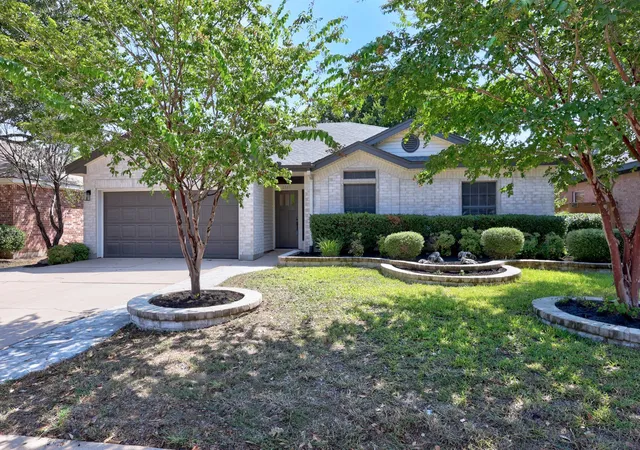 Photo 3 of Single family home for sale at 2322 Loquat Ln, Round Rock, TX 78664 | MLS# 9063302 | Listing updated on 2026-10-05