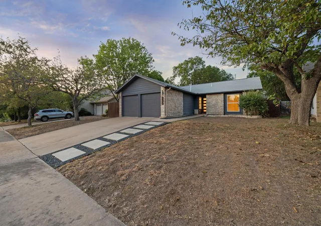 Photo 1 of Single family home for sale at 2008 Carriage Park Ln, Austin, TX 78727 | MLS# 5856287 | Listing updated on 2026-10-02