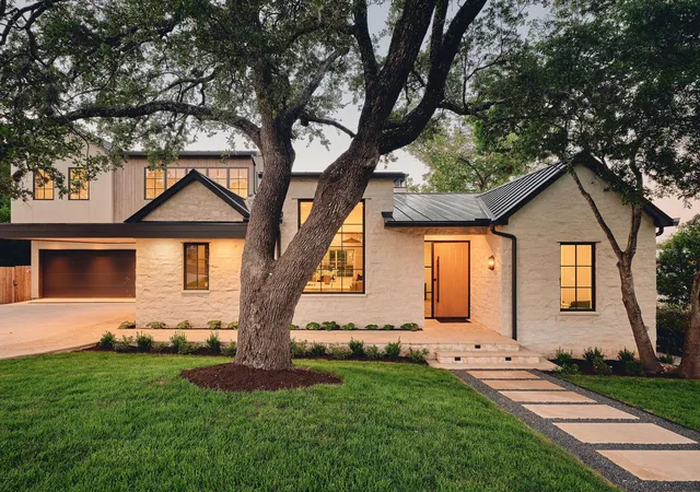Single family home for sale at 4514 Spanish Oak Trl, Austin, TX 78731 | MLS# 4656398