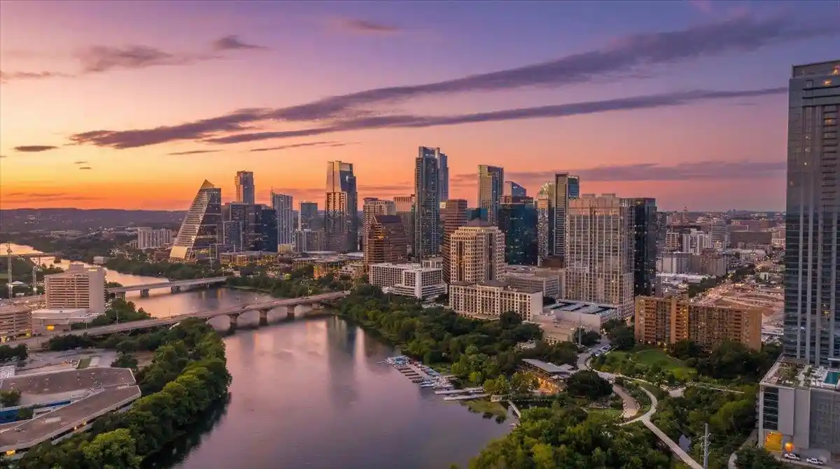 Listing Photo 1 - Condo for sale in Modern Austin located at 610 Davis St, Austin, TX 78701 - Unit #1909