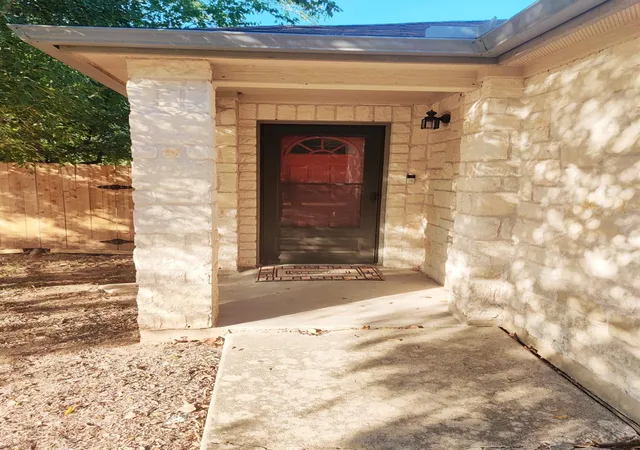 Photo 2 of Single family home for sale at 6400 Ken Caryl Dr, Austin, TX 78747 | MLS# 8719992 | Listing updated on 2026-10-27