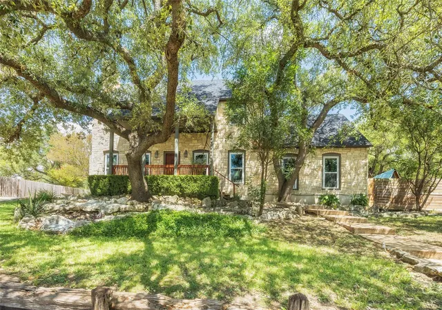 Single family home for sale at 8102 Current Cir, Austin, TX 78736 | MLS# 2463452