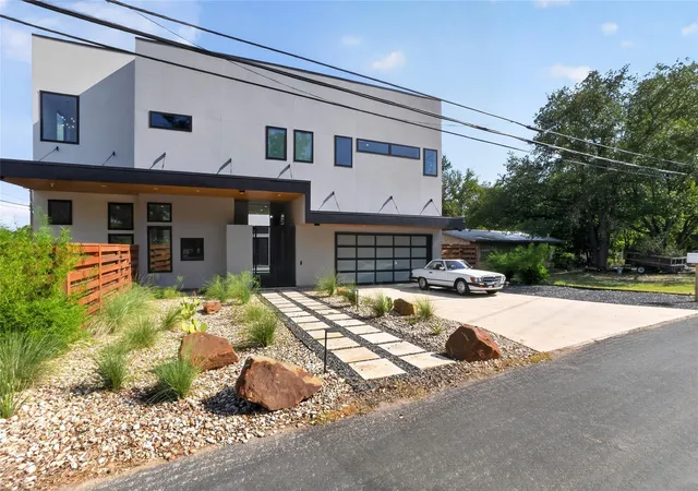 Single family home for sale at 2009 San Juan Dr, Austin, TX 78733 | MLS# 4899567