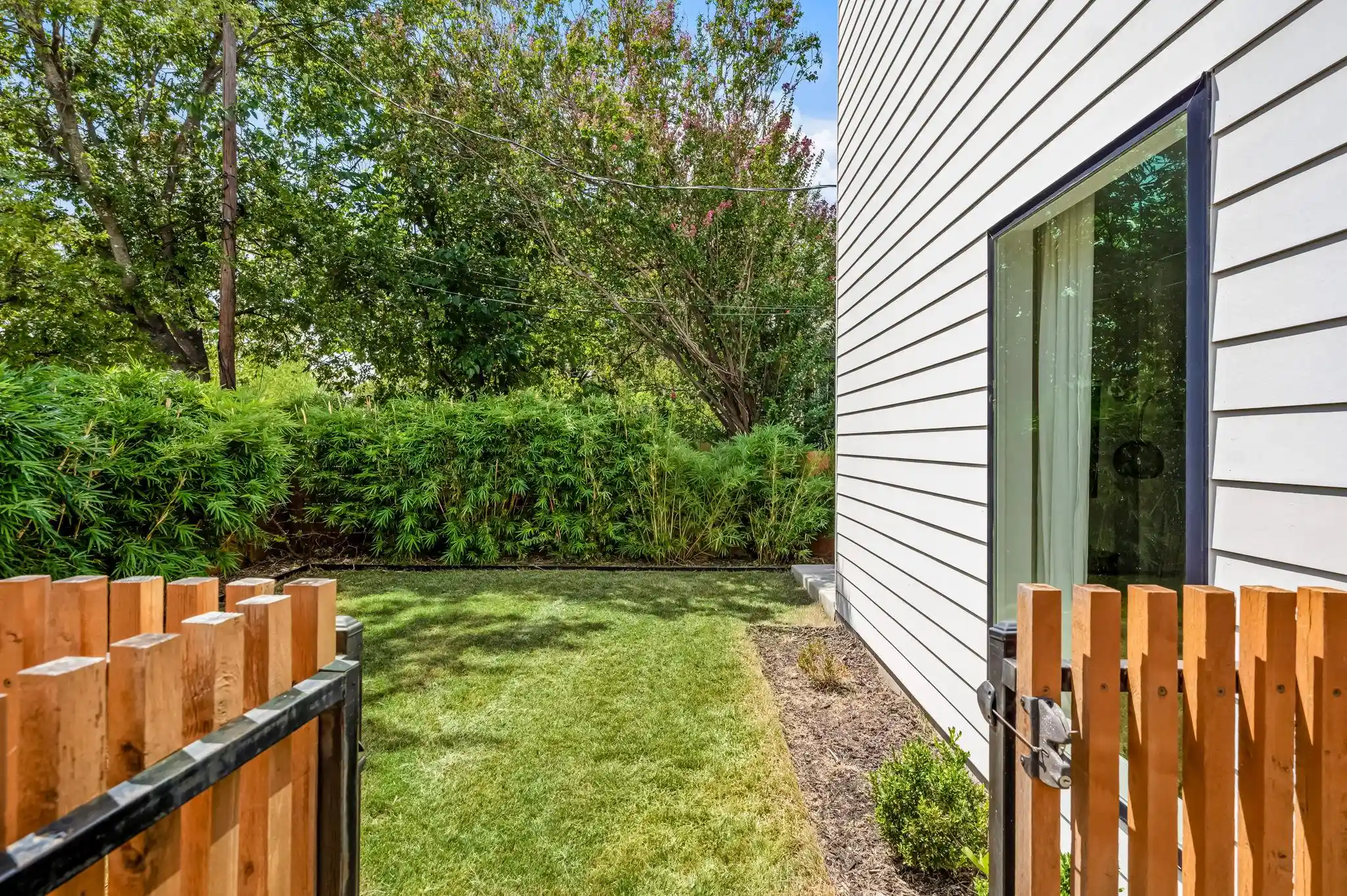 Listing Photo 14 - Condo for sale in 608 Brentwood St located at 608 Brentwood St, Austin, TX 78752 - Unit 608 Brentwood St