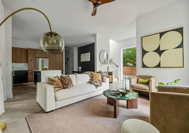 Photo 3 of Condo for sale at 608 Brentwood St #A, Austin, TX 78752 | MLS# 9094314 | Listing updated on 2026-09-13