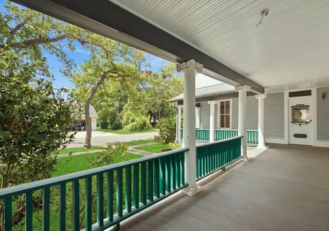 Photo 3 of Single family home for sale at 500 Ramona St, Smithville, TX 78957 | MLS# 1414934 | Listing updated on 2026-09-14