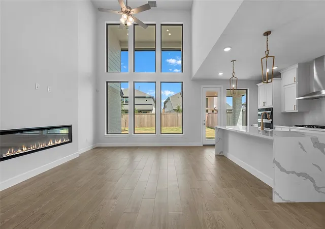 Photo 3 of Single family home for sale at 8124 Royal Mint Cv, Lago Vista, TX 78645 | MLS# 4380001 | Listing updated on 2026-09-11
