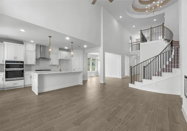 Photo 3 of Single family home for sale at 8124 Royal Mint Cv, Lago Vista, TX 78645 | MLS# 4380001 | Listing updated on 2026-09-11