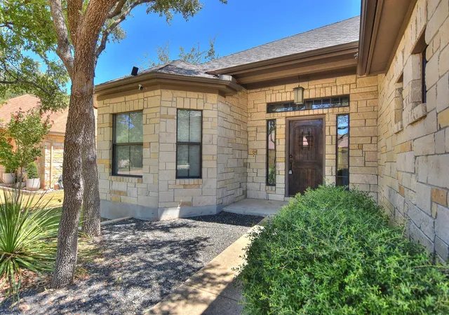 Photo 3 of Single family home for sale at 600 Caprock Cyn Trl, Georgetown, TX 78633 | MLS# 2924837 | Listing updated on 2026-09-14