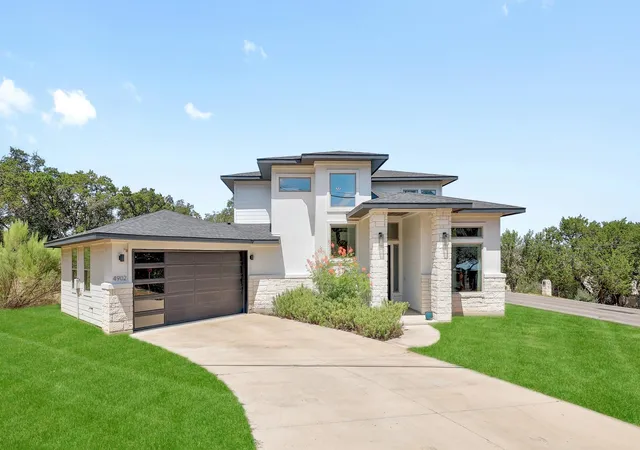 Photo 1 of Single family home for sale at 4902 Country Clb Dr, Lago Vista, TX 78645 | MLS# 9000970 | Listing updated on 2026-09-12