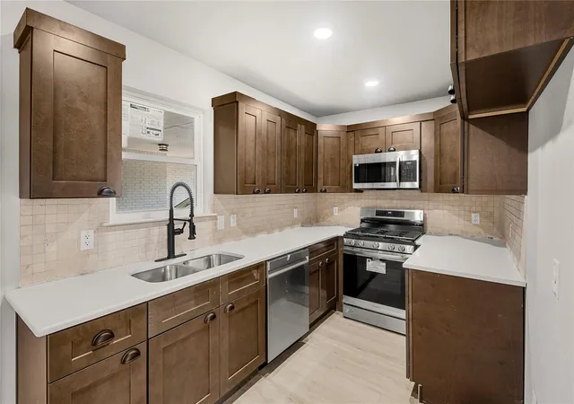 Photo 4 of House for sale at 1716 Rockbridge Ter, Austin, TX 78741 | MLS# 5944367 | Listing updated on 2026-09-12