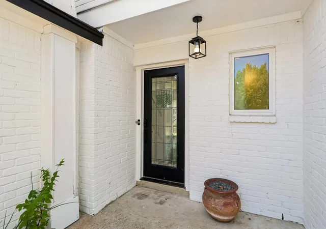 Photo 3 of Single family home for sale at 1101 Silverton Ct, Austin, TX 78753 | MLS# 7104193 | Listing updated on 2026-09-12