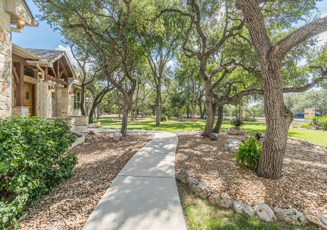 Photo 3 of Single family home for sale at 715 Long Ridge Rdg, Spring Branch, TX 78070 | MLS# 6526188 | Listing updated on 2026-09-14