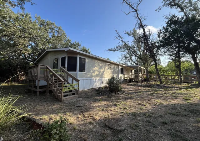 Photo 3 of Manufactured home for sale at 21605 Cheyenne Cv, Lago Vista, TX 78645 | MLS# 4881730 | Listing updated on 2026-09-21