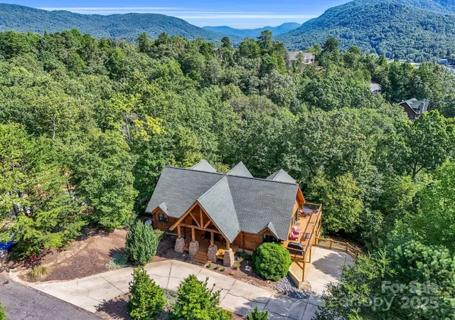 Photo 4 of Single family home for sale at 219 Highland Hts, Lake Lure, NC 28746 | MLS# 4172812 | Listing updated on 2026-09-27