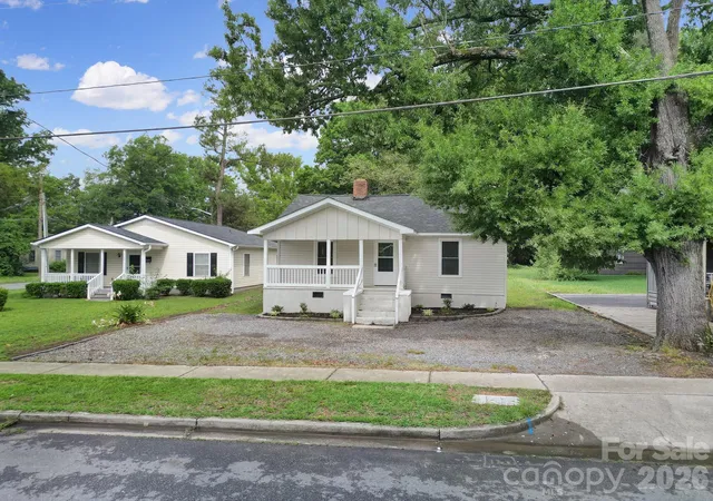 Photo 3 of Single family home for sale at 758 Jefferson Ave, Rock Hill, SC 29730 | MLS# 4226066 | Listing updated on 2026-09-15