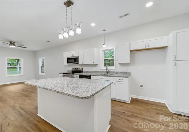 Photo 4 of Single family home for sale at 1067 Old Charlotte Rd, Concord, NC 28027 | MLS# 4241268 | Listing updated on 2026-09-11