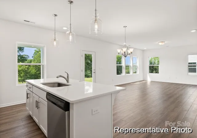 Photo 3 of Sale Pending at 106 Jetty Ln #472, Statesville, NC 28677 | MLS# 4249822 | Listing updated on 2026-09-15