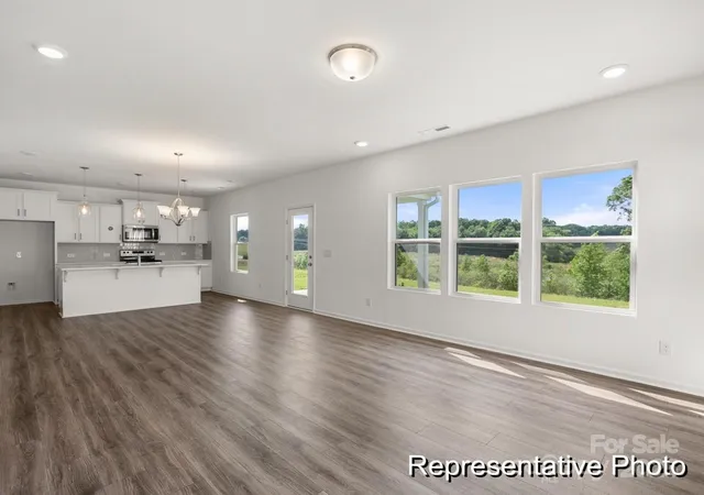 Photo 4 of Sale Pending at 106 Jetty Ln #472, Statesville, NC 28677 | MLS# 4249822 | Listing updated on 2026-09-15