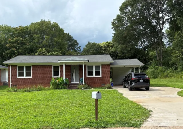 Photo 1 of Single family home for sale at 1203 Pamela Dr, Shelby, NC 28150 | MLS# 4251963 | Listing updated on 2026-09-24