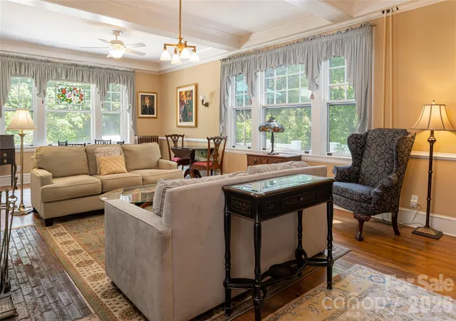 Photo 3 of Single family home for sale at 46 Cumberland Cir, Asheville, NC 28801 | MLS# 4280409 | Listing updated on 2026-09-10