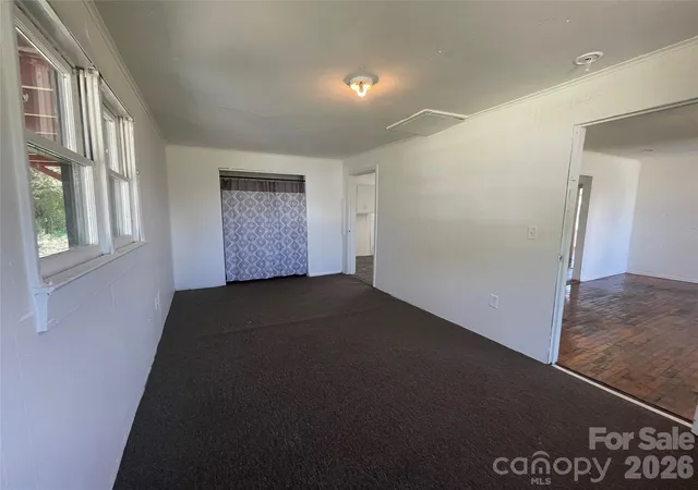 Photo 4 of Single family home for sale at 51 Robinson St, Waynesville, NC 28786 | MLS# 4288484 | Listing updated on 2026-09-15