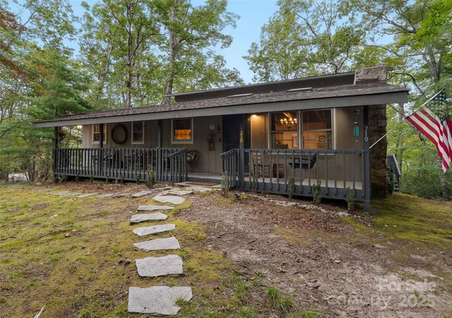 Photo 1 of Single family home for sale at 210 Ballard Rd, Brevard, NC 28712 | MLS# 4300398 | Listing updated on 2026-09-11