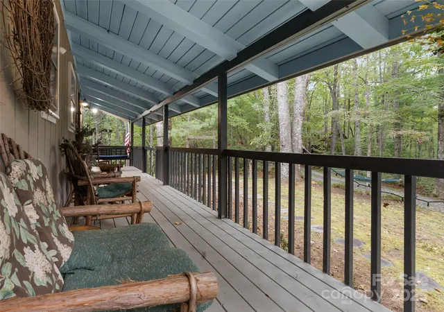 Photo 2 of Single family home for sale at 210 Ballard Rd, Brevard, NC 28712 | MLS# 4300398 | Listing updated on 2026-09-11