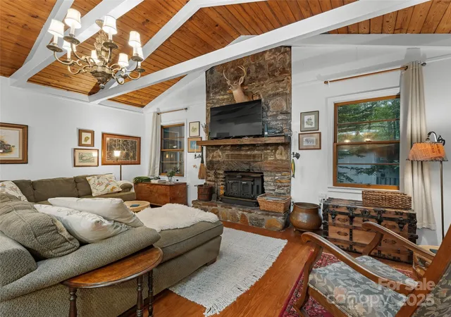 Photo 3 of Sale Pending at 210 Ballard Rd, Brevard, NC 28712 | MLS# 4300398 | Listing updated on 2026-10-20