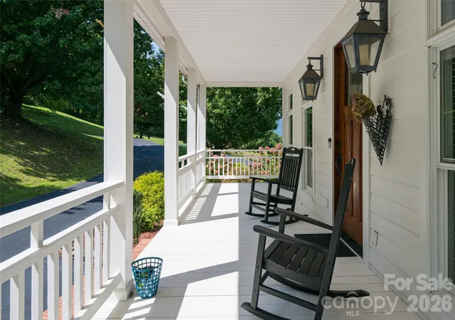 Photo 3 of Sale Pending at 208 Parrish Farm Rd, Waynesville, NC 28786 | MLS# 4301436 | Listing updated on 2026-10-01