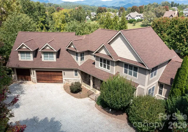 Photo 2 of Mansion for sale at 31 Bradford Vistas Dr, Fletcher, NC 28732 | MLS# 4303470 | Listing updated on 2026-10-01