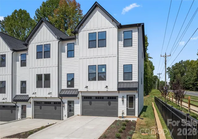 Photo 3 of Townhouse for sale at 410 Bogue Dr #19, Fort Mill, SC 29708 | MLS# 4304369 | Listing updated on 2026-09-09