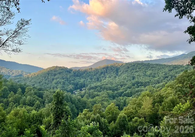 Photo 1 of Single family home for sale at 346 Appaloosa Trl, Burnsville, NC 28714 | MLS# 4312103 | Listing updated on 2026-09-13