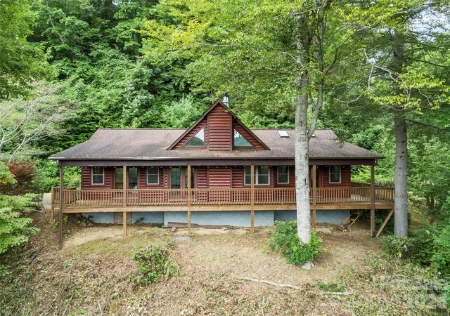 Photo 2 of Single family home for sale at 346 Appaloosa Trl, Burnsville, NC 28714 | MLS# 4312103 | Listing updated on 2026-09-13