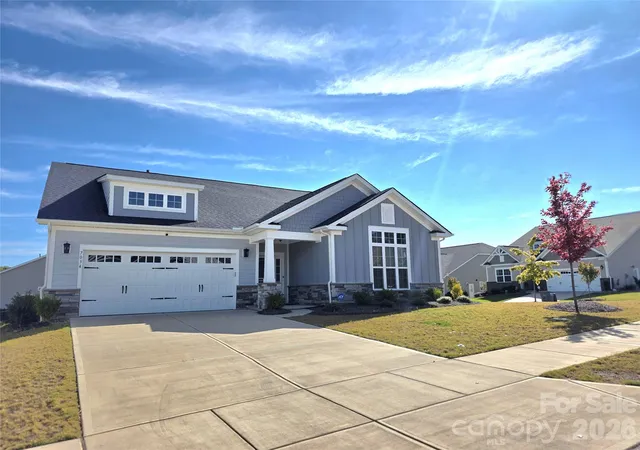 Photo 2 of Single family home for sale at 7034 Kingfisher Way, Belmont, NC 28012 | MLS# 4315698 | Listing updated on 2026-09-13