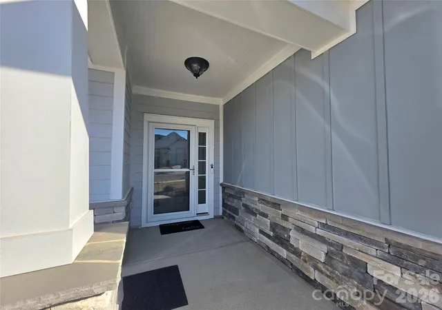 Photo 4 of Single family home for sale at 7034 Kingfisher Way, Belmont, NC 28012 | MLS# 4315698 | Listing updated on 2026-09-13
