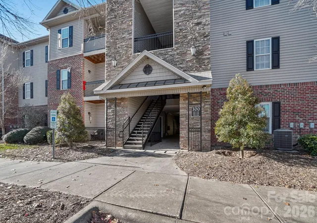Photo 2 of Condo for sale at 316 Appeldoorn Cir, Asheville, NC 28803 | MLS# 4316997 | Listing updated on 2026-09-15