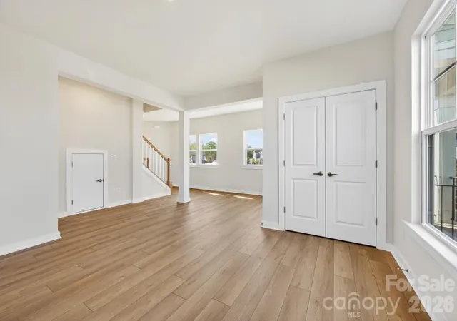 Photo 4 of Sale Pending at 10110 Mamillion Dr, Huntersville, NC 28078 | MLS# 4327406 | Listing updated on 2026-10-01