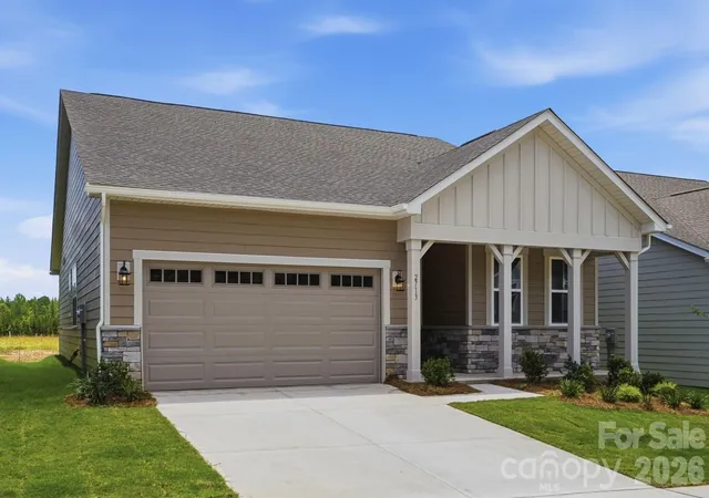 Photo 2 of Sale Pending at 2713 Westmont Dr, Gastonia, NC 28052 | MLS# 4328785 | Listing updated on 2026-10-01