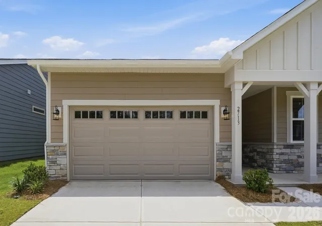 Photo 3 of Sale Pending at 2713 Westmont Dr, Gastonia, NC 28052 | MLS# 4328785 | Listing updated on 2026-10-01