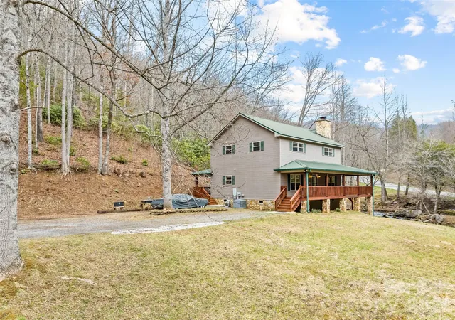 Photo 1 of Single family home for sale at 3975 Mountain Crk Rd, Robbinsville, NC 28771 | MLS# 4329433 | Listing updated on 2026-09-15