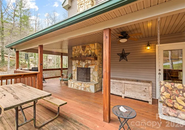 Photo 2 of Single family home for sale at 3975 Mountain Crk Rd, Robbinsville, NC 28771 | MLS# 4329433 | Listing updated on 2026-09-15