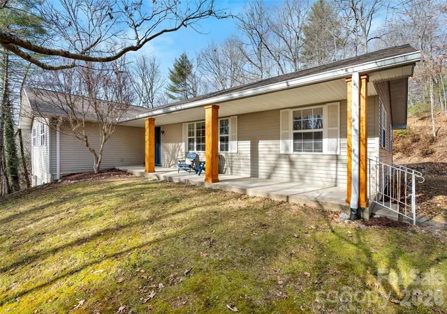 Photo 2 of Single family home for sale at 177 Country Rd, Brevard, NC 28712 | MLS# 4331817 | Listing updated on 2026-10-02