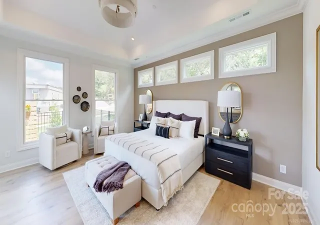 Photo 4 of Single family home for sale at 4172 Creek Brg Cir, Charlotte, NC 28213 | MLS# 4331965 | Listing updated on 2026-09-15