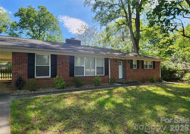 Photo 1 of Sale Pending at 432 Virginia Ave, Statesville, NC 28677 | MLS# 4334660 | Listing updated on 2026-09-11