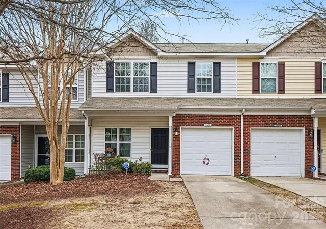Photo 2 of Townhouse for sale at 14262 Tamarack Dr, Charlotte, NC 28273 | MLS# 4337195 | Listing updated on 2026-09-19
