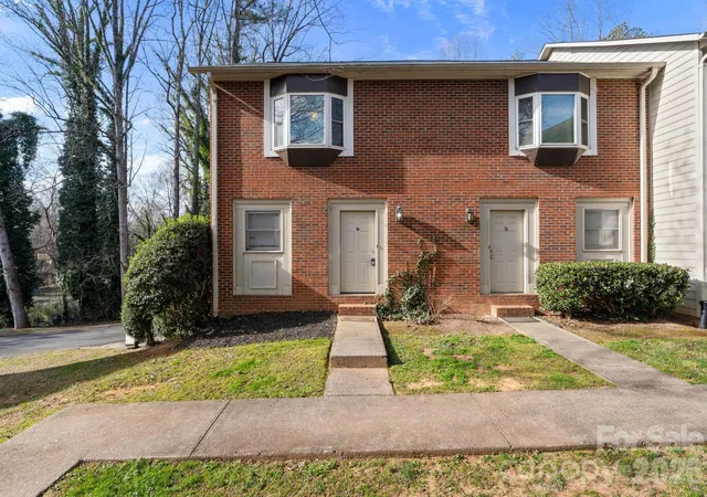 Photo 1 of Condo for sale at 239 13th Avenue Pl Nw #16, Hickory, NC 28601 | MLS# 4338703 | Listing updated on 2026-09-10